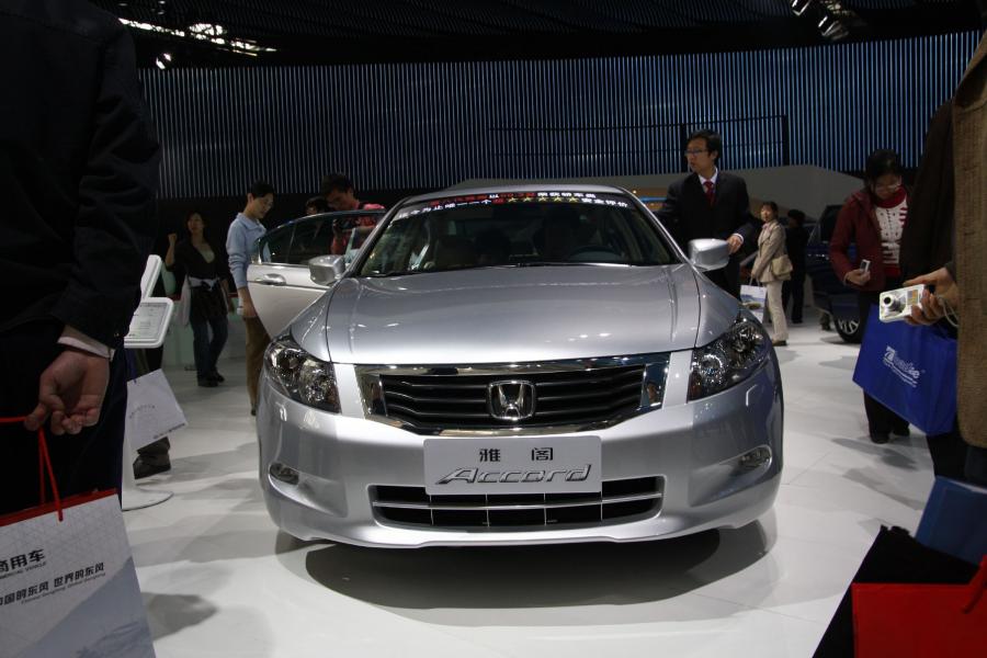 Honda Accord 2009 года  (CN) (фото 9 из 17)